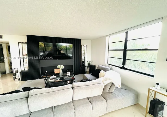 Photo 4 of Condo for sale at 6190 Woodlands Blvd #517, Tamarac, FL 33319 | MLS# A11898481 | Listing updated on 2026-09-03
