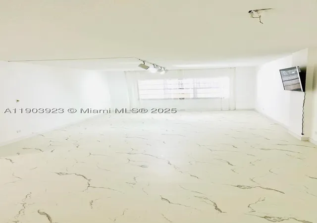 Photo 3 of Condo for sale at 231 174th St #MO-3, Sunny Isles Beach, FL 33160 | MLS# A11903923 | Listing updated on 2026-09-22