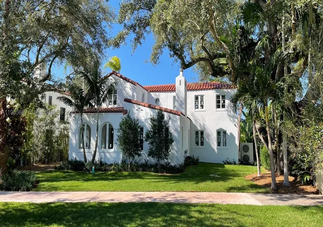Photo 2 of Sale Pending at 4100 Monserrate St, Coral Gables, FL 33146 | MLS# A11905667 | Listing updated on 2026-09-11