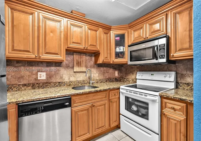 Photo 1 of Condo for sale at 3270 Nw 104th Ave #3270, Coral Springs, FL 33065 | MLS# A11905949 | Listing updated on 2026-09-12