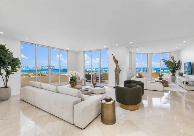 Photo 1 of Sale Pending at 808 Brickell Key Dr #3901, Miami, FL 33131 | MLS# A11907846 | Listing updated on 2026-10-06