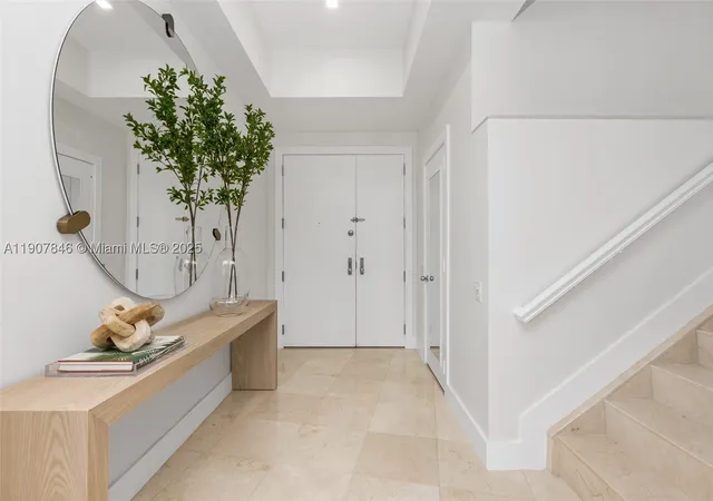 Photo 3 of Sale Pending at 808 Brickell Key Dr #3901, Miami, FL 33131 | MLS# A11907846 | Listing updated on 2026-10-06
