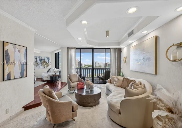 Photo 3 of Condo for sale at 3000 Island Blvd #1904, Aventura, FL 33160 | MLS# A11909044 | Listing updated on 2026-09-09