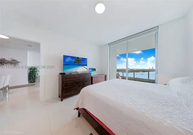 Photo 1 of Condo for sale at 900 Biscayne Blvd #2602, Miami, FL 33132 | MLS# A11909894 | Listing updated on 2026-09-09