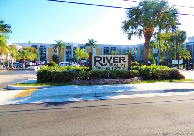 Photo 2 of Condo for sale at 3040 Ne 16th Ave #216, Oakland Park, FL 33334 | MLS# A11907347 | Listing updated on 2026-10-03