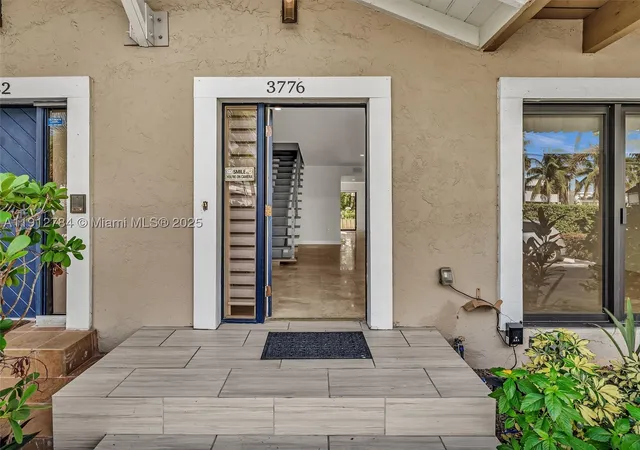 Photo 3 of Townhouse for sale at 3776 Ne 166Th St #108, North Miami Beach, FL 33160 | MLS# A11912784 | Listing updated on 2026-09-30