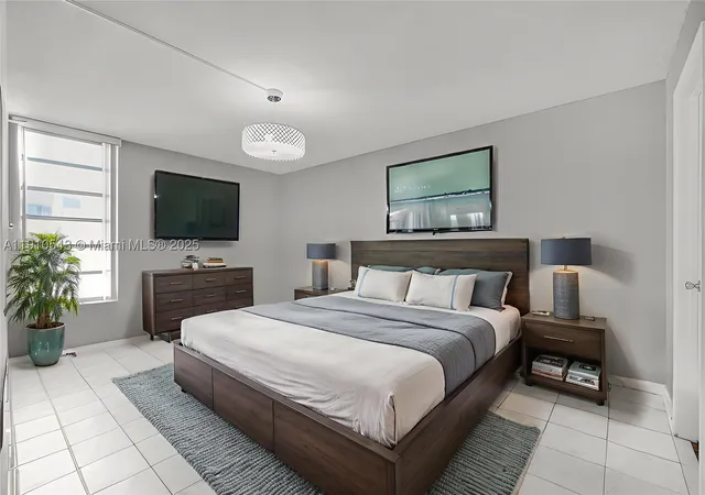 Photo 3 of Condo for sale at 9686 Fontainebleau Blvd #507, Miami, FL 33172 | MLS# A11910543 | Listing updated on 2026-09-04