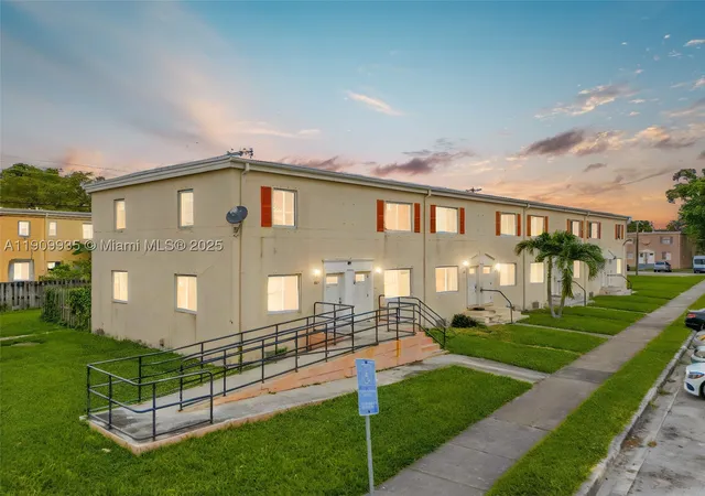 Photo 2 of Townhouse for sale at 427 Nw 84th Ter #427, Miami, FL 33150 | MLS# A11909935 | Listing updated on 2026-08-30