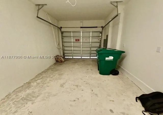 Photo 32 of Townhouse for sale at 12517 Nw 23Rd Pl, Miami, FL 33167 | MLS# A11877906 | Listing updated on 2026-09-14