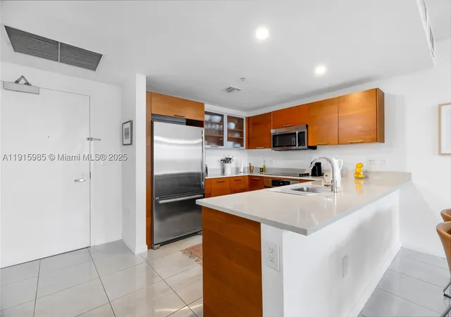 Listing Photo 3 - Condo for sale in Midblock Miami located at 3250 Ne 1St Ave, Miami, FL 33137 - Unit #605