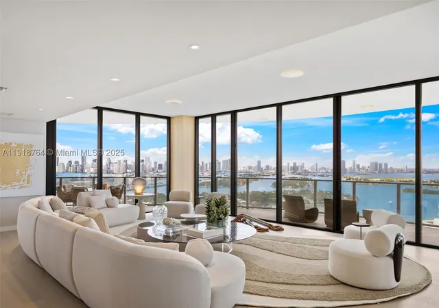 Listing Photo 1 - Condo for sale in building located at 500 Alton, Miami Beach, FL 33139 - Unit #3402.03