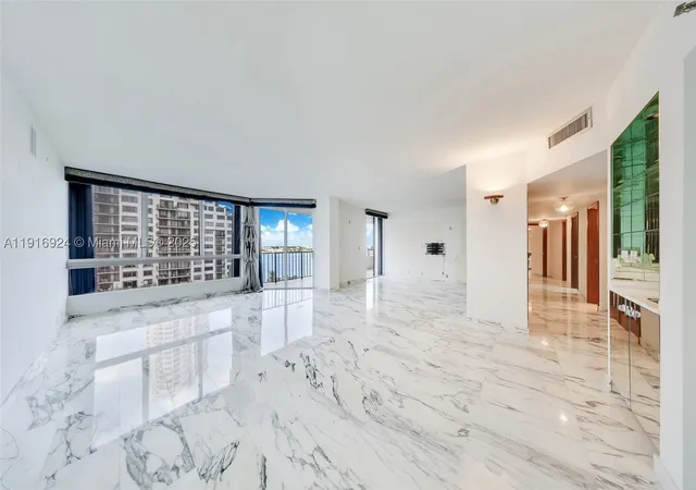 Photo 2 of Condo for sale at 520 Brickell Key Dr #A1104, Miami, FL 33131 | MLS# A11916924 | Listing updated on 2026-10-06