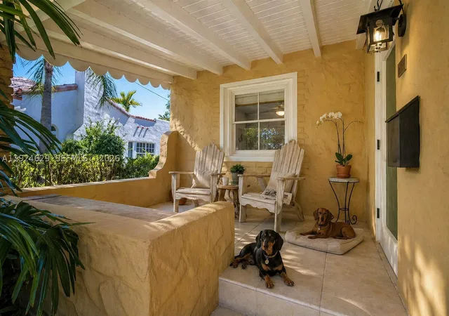 Photo 4 of Single family home for sale at 136 Ne 101St St, Miami Shores, FL 33138 | MLS# A11924629 | Listing updated on 2026-09-10