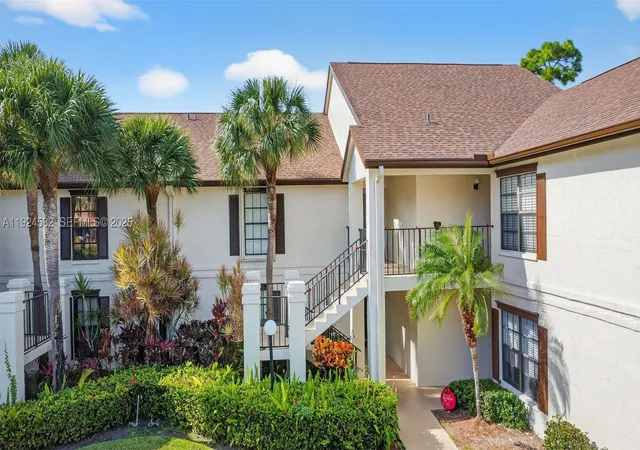 Photo 3 of Condo for sale at 3259 Perimeter Dr #3259, Green Acres, FL 33467 | MLS# A11924532 | Listing updated on 2026-10-06