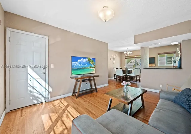 Listing Photo 5 - Condo for sale in building located at 8345 Byron Ave, Miami, FL 33141 - Unit #6