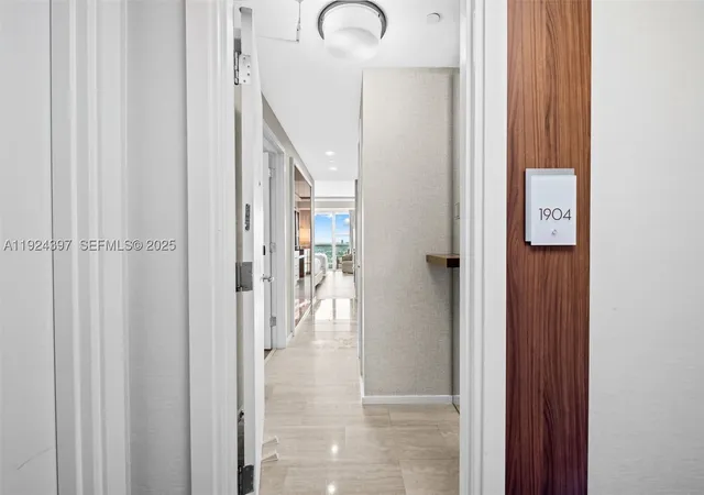 Photo 2 of Condo for sale at 551 N Fort Lauderdale Beach Blvd #R1904, Fort Lauderdale, FL 33304 | MLS# A11924397 | Listing updated on 2026-09-25