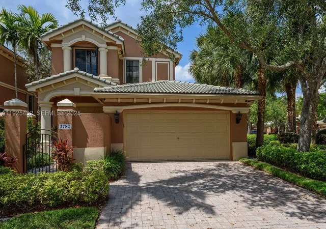 Photo 1 of Townhouse for sale at 2782 Kinsington Cir #25-4, Weston, FL 33332 | MLS# A11925452 | Listing updated on 2026-10-07