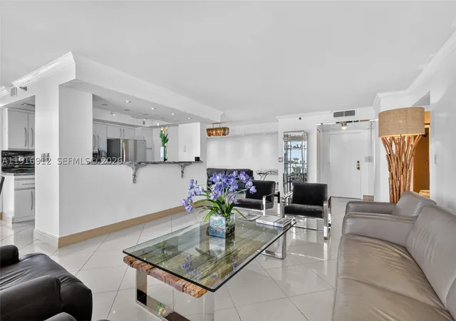 Listing Photo 4 - Condo for sale in Towers of Quayside - Tower IV located at 4000 Towerside Ter, Miami, FL 33138 - Unit #1612