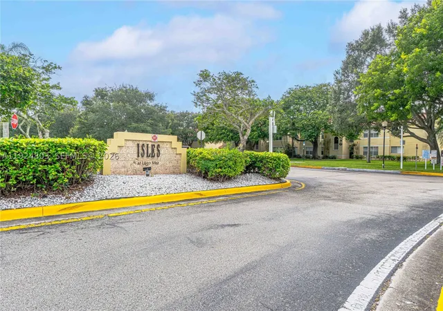 Photo 1 of Sale Pending at 12510 Vista Isles Dr #1227, Plantation, FL 33325 | MLS# A11924803 | Listing updated on 2026-09-23