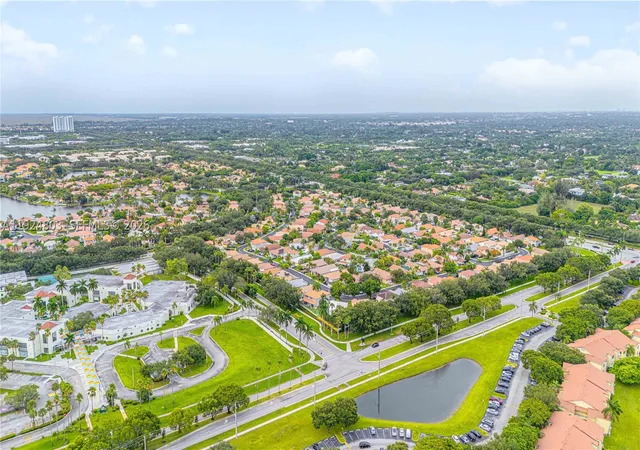 Photo 3 of Sale Pending at 12510 Vista Isles Dr #1227, Plantation, FL 33325 | MLS# A11924803 | Listing updated on 2026-09-23