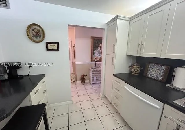 Photo 1 of Condo for sale at 324 Se 10th St #207, Dania Beach, FL 33004 | MLS# A11930308 | Listing updated on 2026-09-25