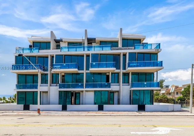 Photo 3 of Sale Pending at 499 N Ocean Blvd #4, Pompano Beach, FL 33062 | MLS# A11931119 | Listing updated on 2026-09-16