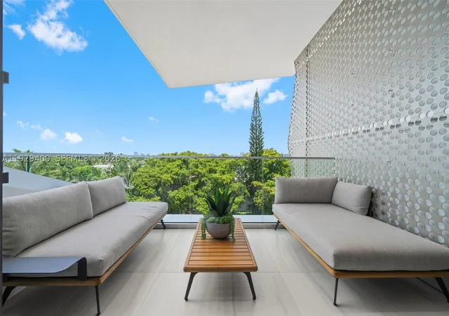 Listing Photo 5 - Condo for sale in building located at 756 84Th St, Miami Beach, FL 33141