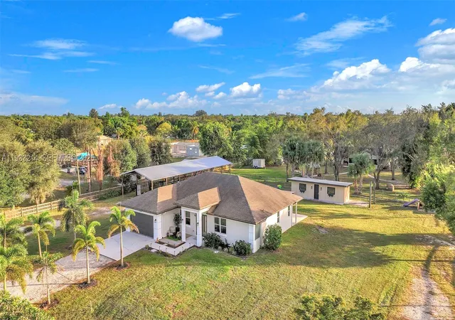 Photo 2 of Single family home for sale at 17844 N 38th Rd N, Loxahatchee, FL 33470 | MLS# A11933214 | Listing updated on 2026-10-01