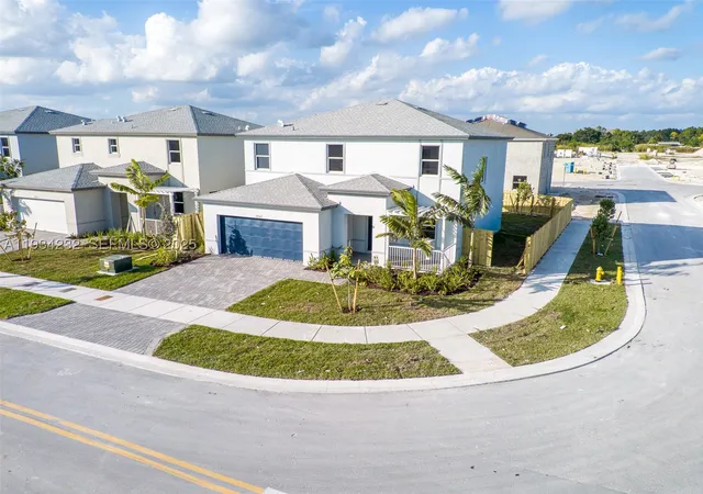 Photo 1 of Single family home for sale at 19507 Sw 339 Ter, Homestead, FL 33034 | MLS# A11934232 | Listing updated on 2026-09-10
