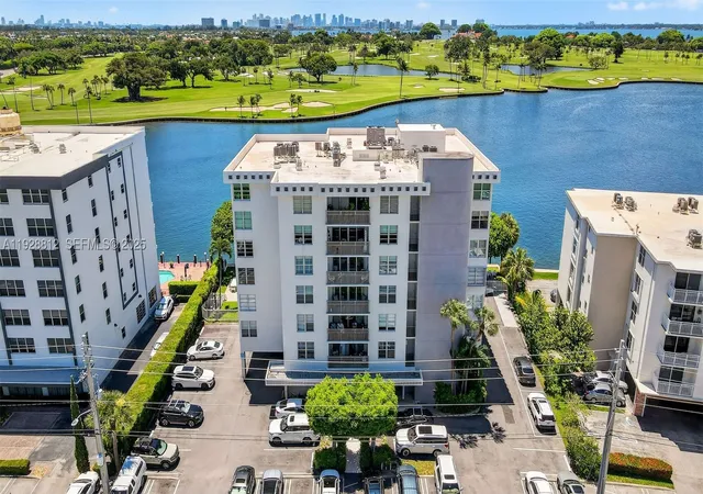 Photo 2 of Condo for sale at 9250 W Bay Harbor Dr #5D, Bay Harbor Islands, FL 33154 | MLS# A11928812 | Listing updated on 2026-09-09