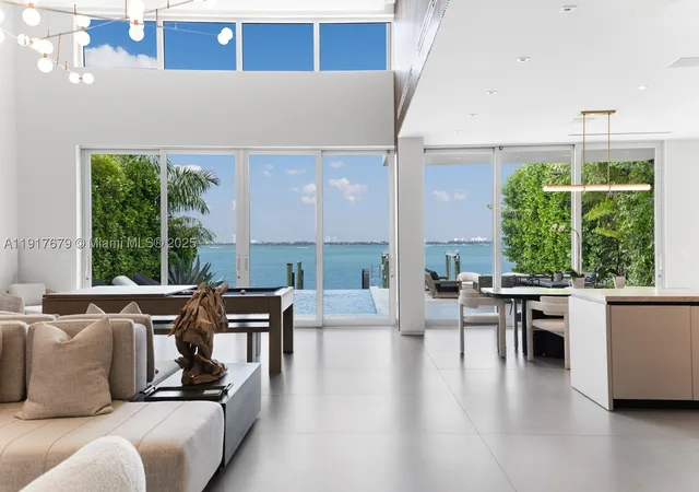 Photo 3 of Mansion for sale at 1379 N Venetian Way, Miami, FL 33139 | MLS# A11917679 | Listing updated on 2026-09-30