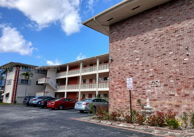 Photo 3 of Condo for sale at 4751 Nw 10th Ct #310, Plantation, FL 33313 | MLS# A11936583 | Listing updated on 2026-08-20