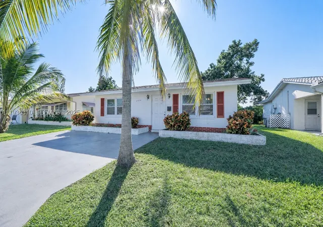 Photo 1 of Single family home for sale at 5010 Nw 51st St, Tamarac, FL 33319 | MLS# A11936810 | Listing updated on 2026-09-11