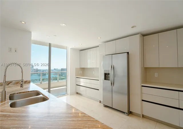 Photo 3 of Condo for sale at 3330 Ne 190th St #MPH15, Aventura, FL 33180 | MLS# A11937547 | Listing updated on 2026-09-26