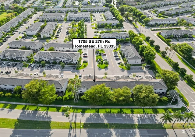 Photo 2 of Townhouse for sale at 1705 Se 27th Rd, Homestead, FL 33035 | MLS# A11939001 | Listing updated on 2026-08-29