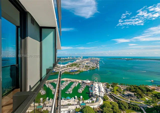 Photo 3 of Condo for sale at 398 Ne 5Th St #4512, Miami, FL 33132 | MLS# A11939431 | Listing updated on 2026-09-10