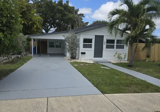 Photo 1 of Sale Pending at 953 Ne 37th St, Oakland Park, FL 33334 | MLS# A11941852 | Listing updated on 2026-08-31