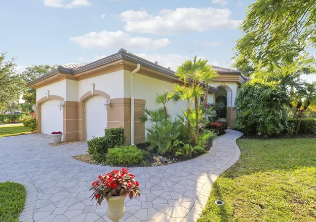 2nd image of 8216 Cypress Point Rd, West Palm Beach, FL 33412 | MLS# R11153477