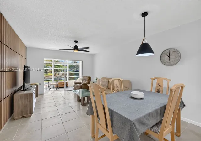 Listing Photo 4 - Condo for sale in building located at 5000 Nw 36Th St, Lauderdale Lakes, FL 33319 - Unit #410