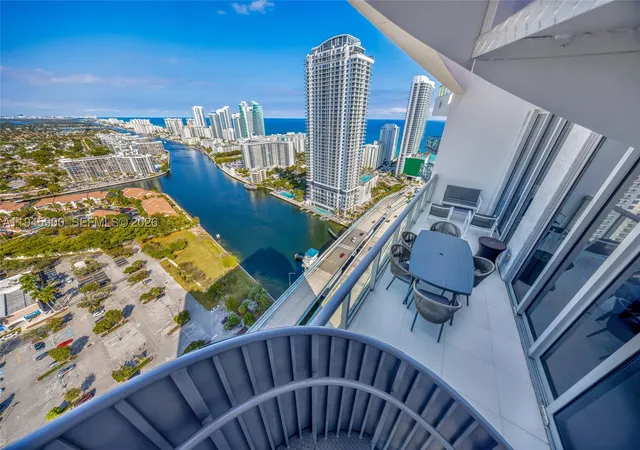 Photo 4 of Condo for sale at 2600 E Hallandale Beach Blvd #T3304, Hallandale Beach, FL 33009 | MLS# A11945900 | Listing updated on 2026-09-23