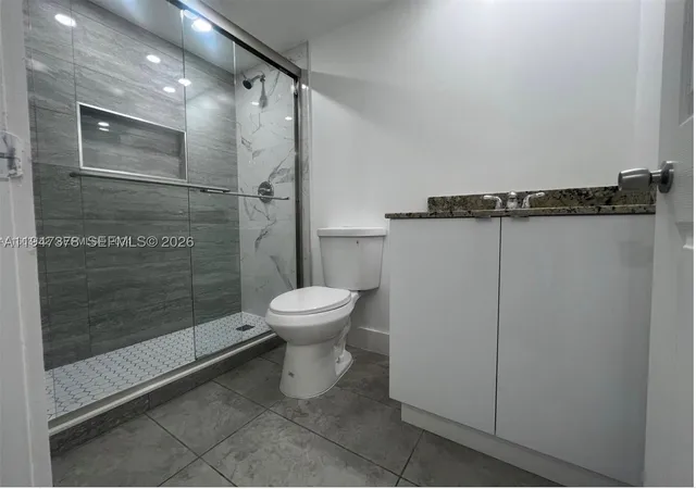 Listing Photo 5 - Condo for sale in building located at 1200 N Liberty Ave, Homestead, FL 33034 - Unit #1200G