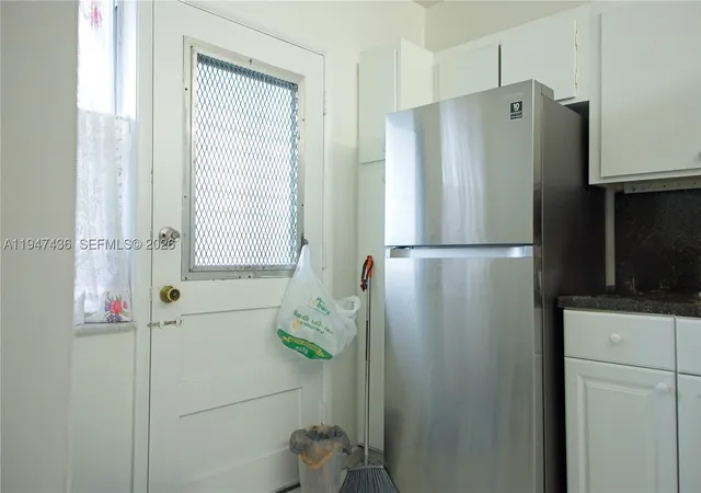 Photo 2 of Condo for sale at 2309 Park Ln #304, Hollywood, FL 33021 | MLS# A11947436 | Listing updated on 2026-09-04