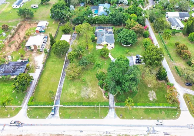 Photo 3 of Single family home for sale at 19280 Sw 304th St, Homestead, FL 33030 | MLS# A11949985 | Listing updated on 2026-10-05
