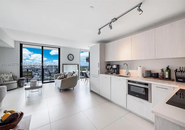 Photo 3 of Condo for sale at 501 Ne 31St St #3009, Miami, FL 33137 | MLS# A11943770 | Listing updated on 2026-09-08