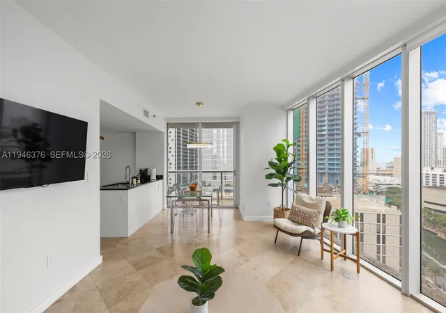 Photo 3 of Condo for sale at 485 Brickell Ave #1804, Miami, FL 33131 | MLS# A11946376 | Listing updated on 2026-09-22