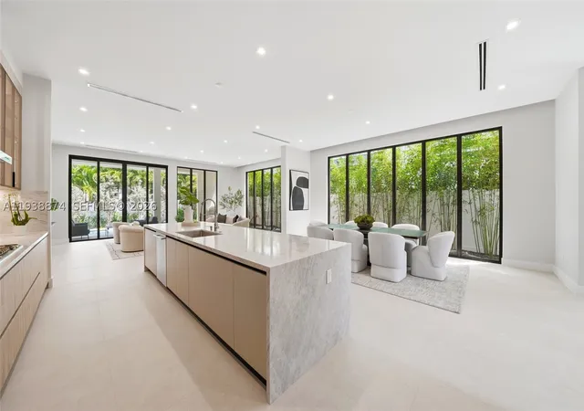 Photo 2 of Single family home for sale at 1117 Se 9th St, Fort Lauderdale, FL 33316 | MLS# A11938874 | Listing updated on 2026-10-06