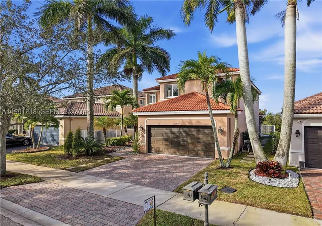 Photo 3 of Single family home for sale at 1844 Aspen Ln, Weston, FL 33327 | MLS# A11951213 | Listing updated on 2026-08-26