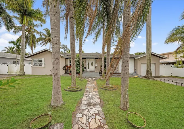 Photo 1 of Single family home for sale at 2534 Monroe St, Hollywood, FL 33020 | MLS# A11951149 | Listing updated on 2026-09-04