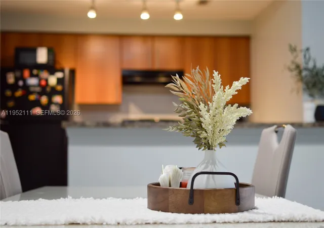 Listing Photo 4 - Condo for sale in building located at 5840 W Sample Rd, Coral Springs, FL 33067 - Unit #305