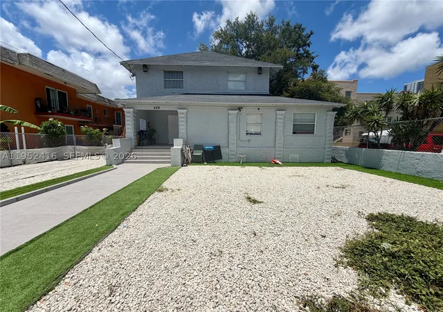 Photo 2 of Multi family home for sale at 529 Sw 3rd St, Miami, FL 33130 | MLS# A11952416 | Listing updated on 2026-09-10